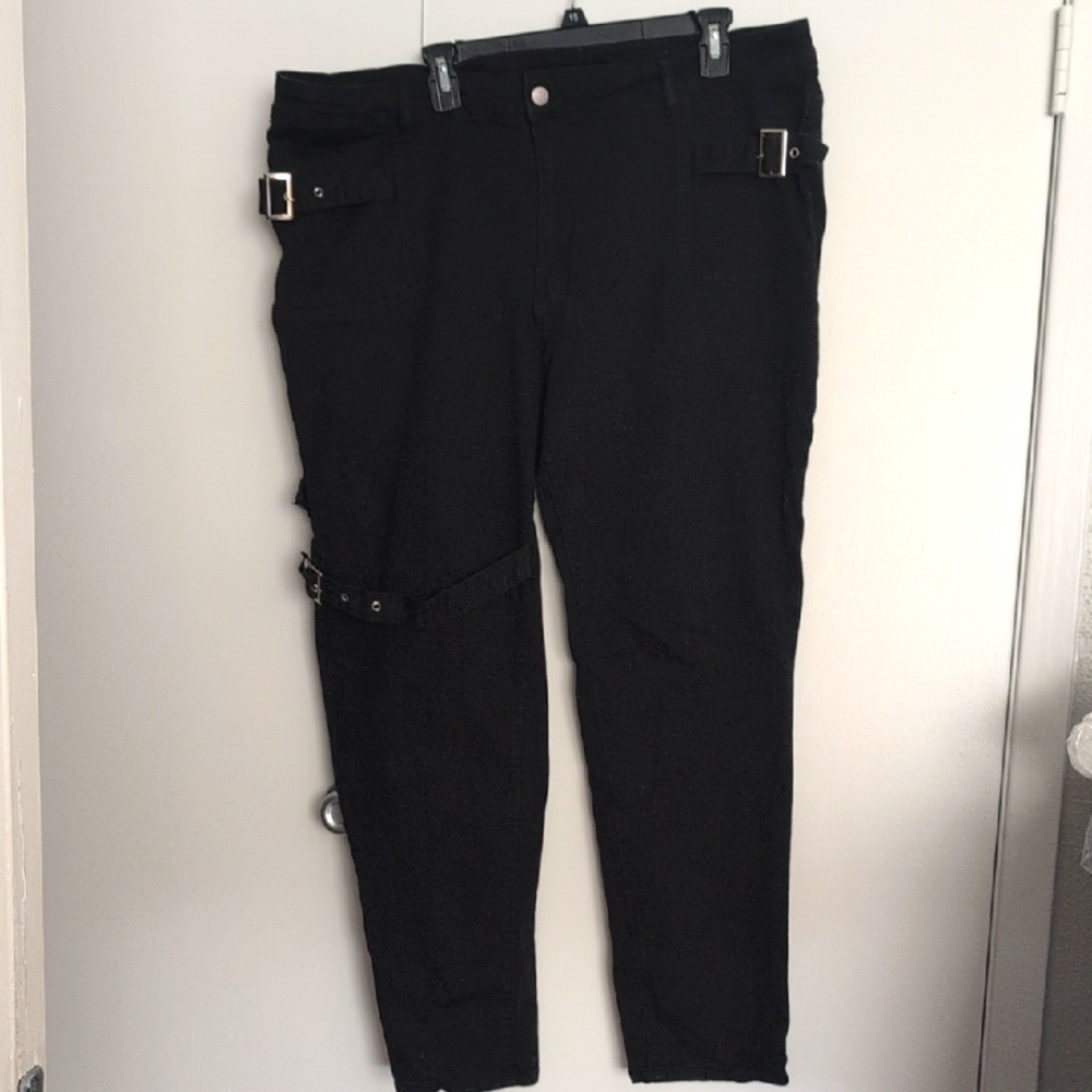 SHEIN CURVE 4XL BLACK PANTS